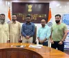 Trade Body Langate Delegation Meets DC Kupwara, Raises Market Issues