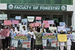 Forestry Graduates Demand Recognition in Forester Recruitment Rules