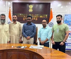 Trade Body Langate Delegation Meets DC Kupwara, Raises Market Issues